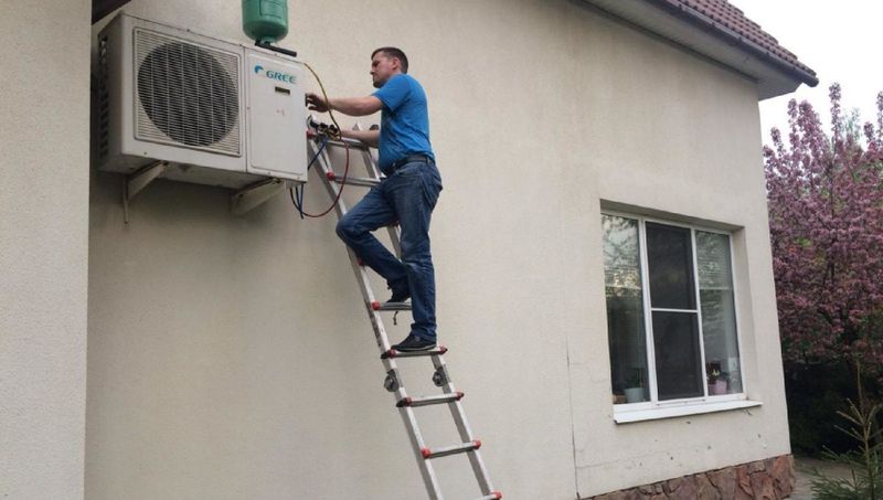 Установка кондиционера Установка кондиционера