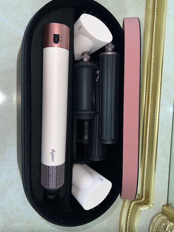 Мульти Стайлер Dyson Airwrap Complete Long Ceramic Pink 100% ORIGINAL Мульти Стайлер Dyson Airwrap Complete Long Ceramic Pink 100% ORIGINAL