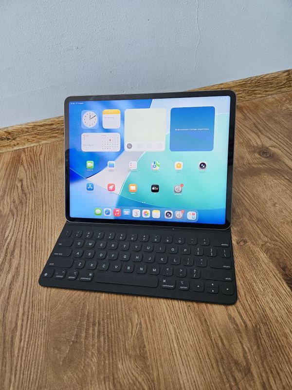 Apple iPad Pro 12.9 M1 256GB+Magic Keyboard Apple iPad Pro 12.9 M1 256GB+Magic Keyboard