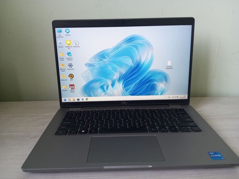 Dell Intel core i5 1235U SSD 256GB tezkor xotira 16GB Dell Intel core i5 1235U SSD 256GB tezkor xotira 16GB