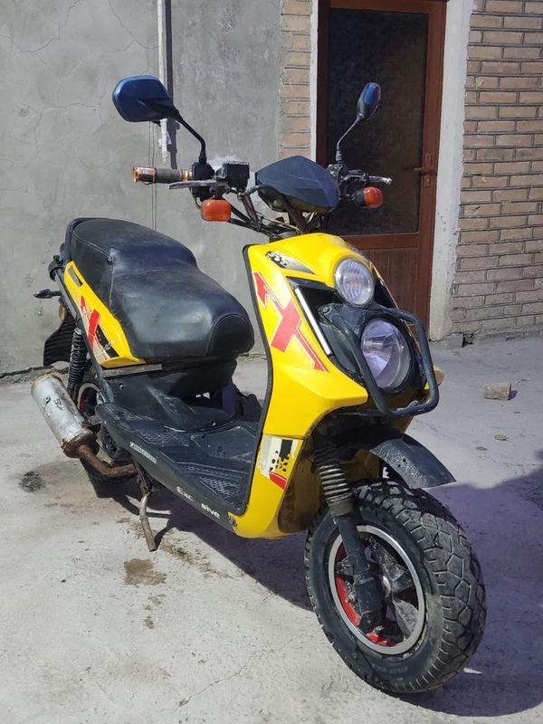 Mototsikl sotiladi