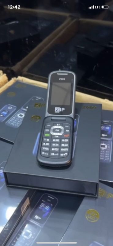 ZIP Z909