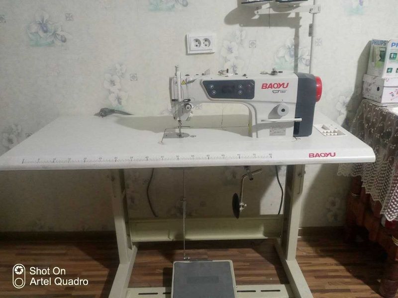 Продаётся новая электрическая швейная машина Продаётся новая электрическая швейная машина