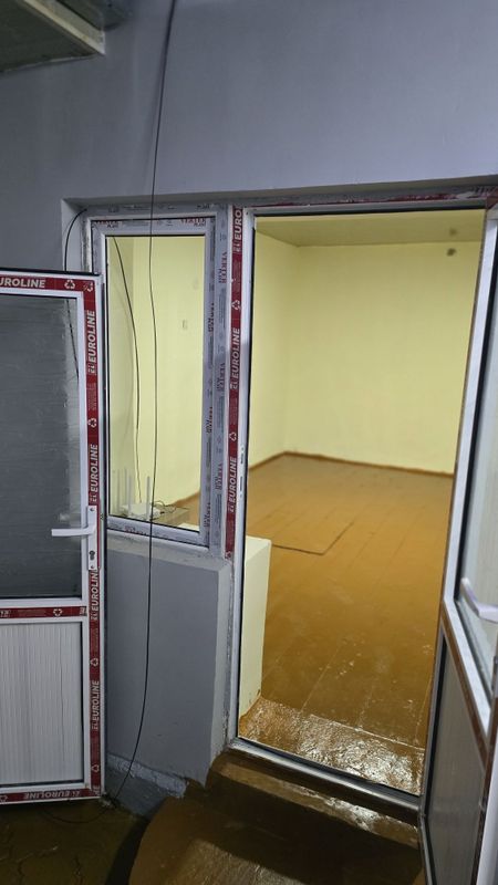 Студент кизларга