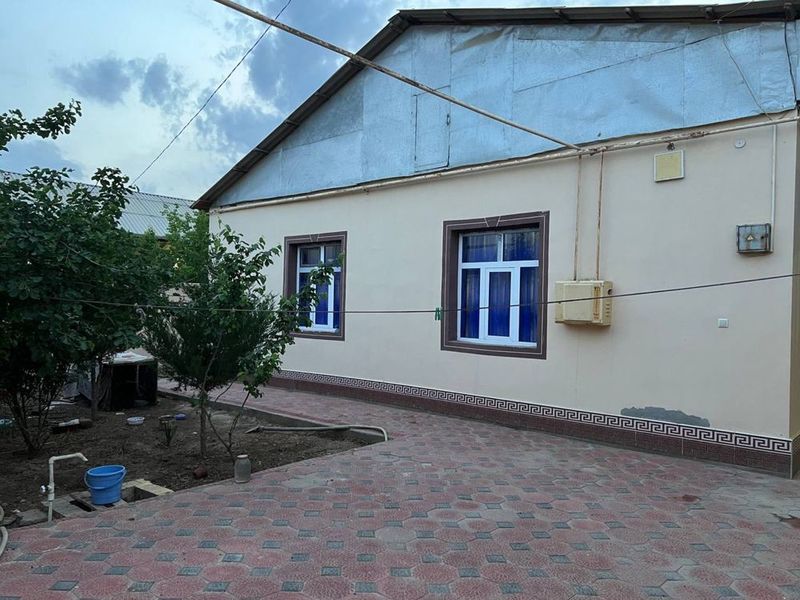 Участка учрашув ресторан ёнида срочно сотилади Участка учрашув ресторан ёнида срочно сотилади