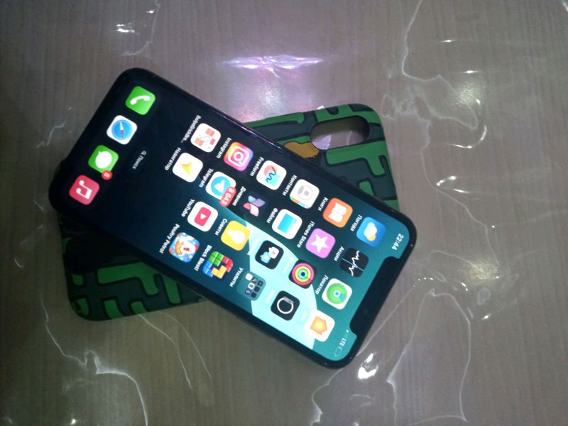 iphone XS 64GB 100% iphone XS 64GB 100%