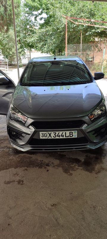 Lada vesta 2020 prabeg 98 ming Sam shax Lada vesta 2020 prabeg 98 ming Sam shax