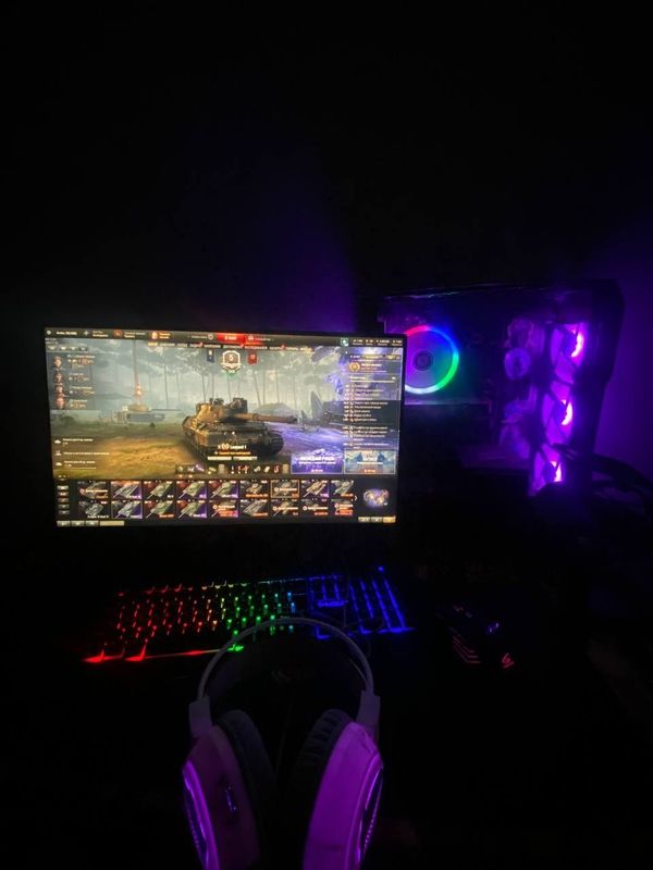 Strim uchun tayyor kampyuter toplami