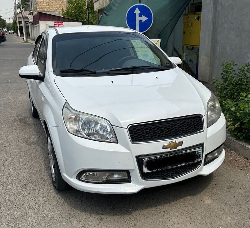 Nexia 3 LTZ 4-pok metan Nexia 3 LTZ 4-pok metan