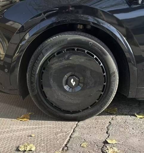Li kalpak. Li kalpak.
