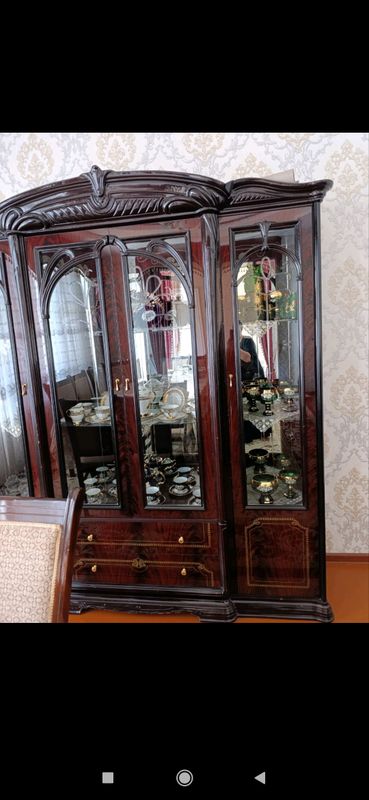 1500000 sotiladi mebel