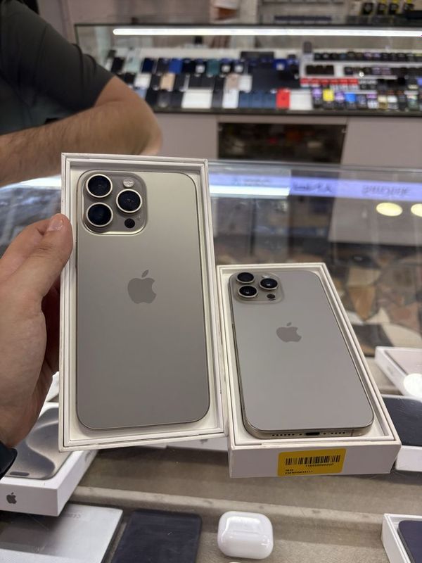 iPhone 15 Pro Max 256 gb natural iPhone 15 Pro Max 256 gb natural