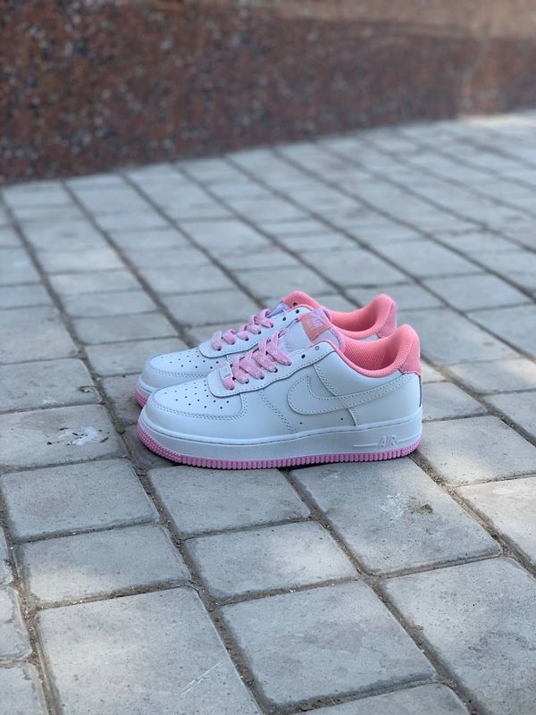 Nike Air Forse . Nike Air Forse .