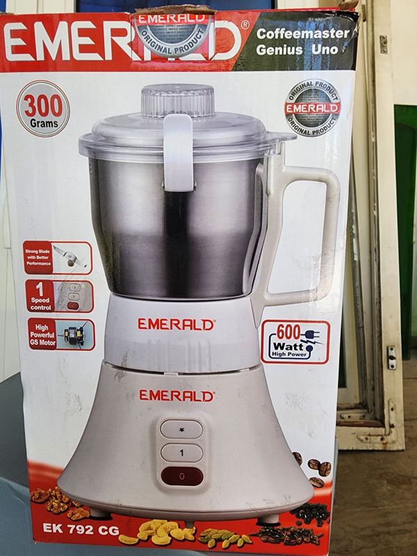 Emerald kofe maydalagich Emerald kofe maydalagich
