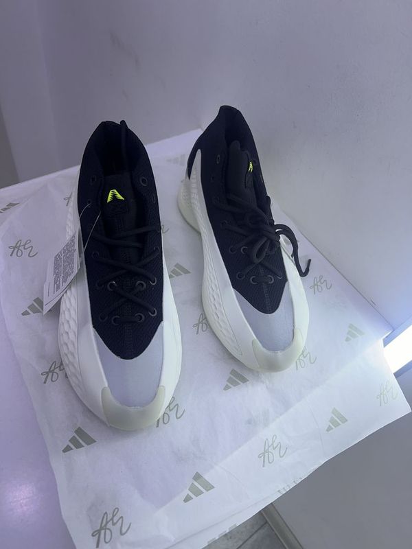 Adidas AE1 баскетбольные кроссовки новые! Adidas AE1 баскетбольные кроссовки новые!