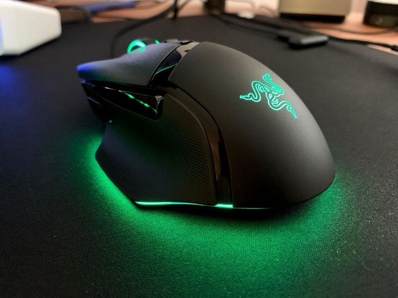 Razer Basilisk V3 Pro - Full