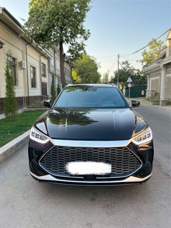 BYD song plus gbrid ful pozitsiya