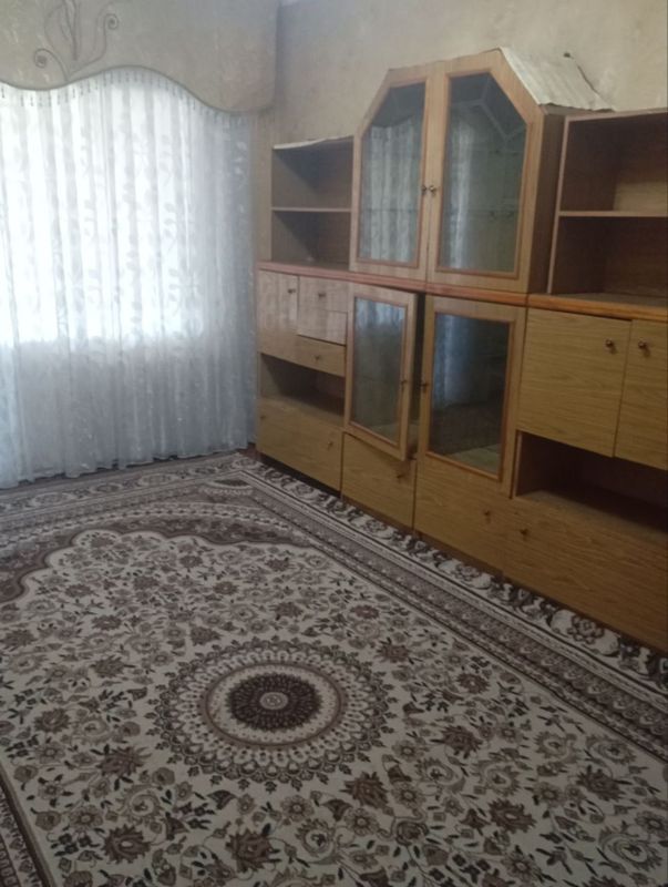 Ijaraga uy beriladi. Сдаю кв.