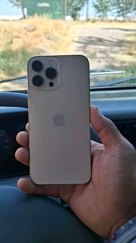 IPhone 13 pro max IPhone 13 pro max