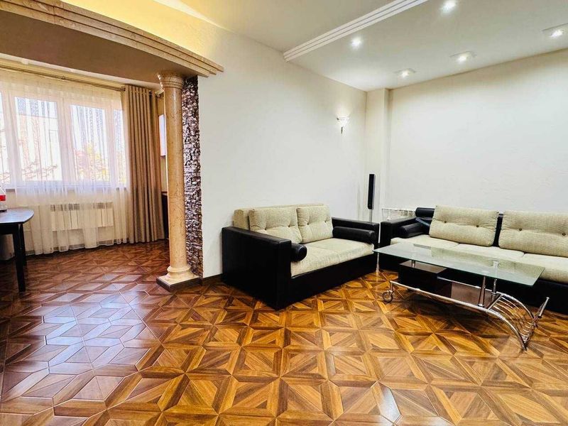 Продается квартира Улица: Шота Руставели, ул. Богсарой 3/3/5 100м2 Продается квартира Улица: Шота Руставели, ул. Богсарой 3/3/5 100м2