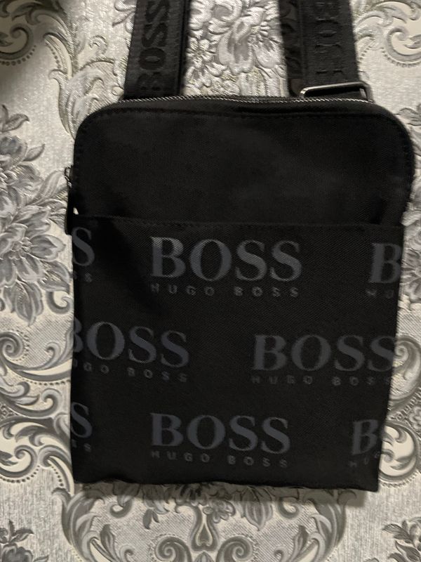 sumka boss pachtalyon sumka boss pachtalyon