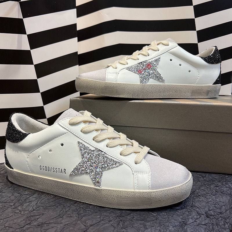 Срочно продам кроссовки Golden Goose в наличии Срочно продам кроссовки Golden Goose в наличии