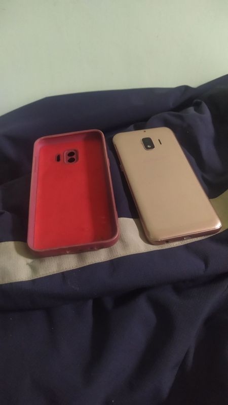 Samsung j2sotiladi