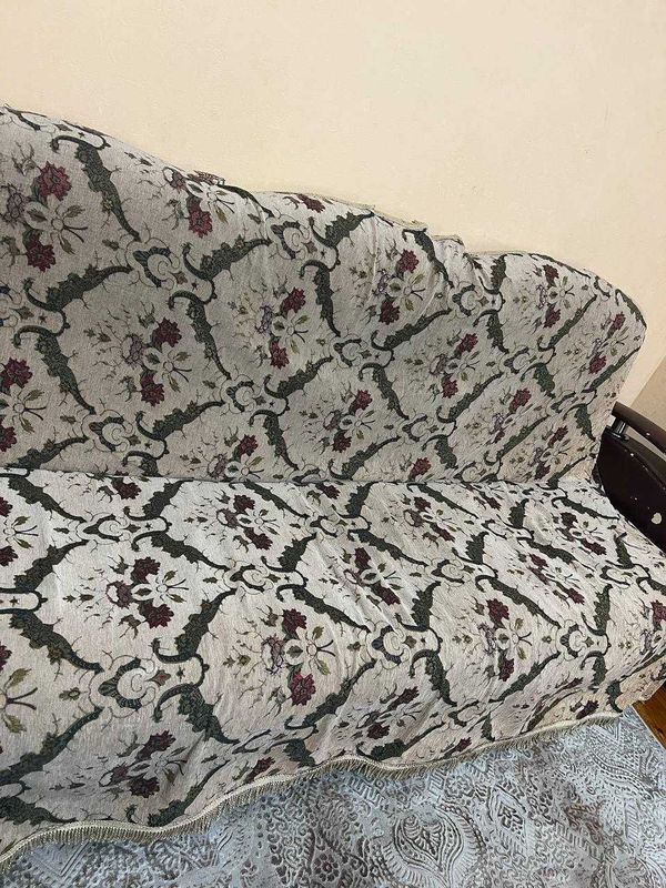 ДИВАН + 2 КРЕСЛО = 30,000 СУМ ДИВАН + 2 КРЕСЛО = 30,000 СУМ