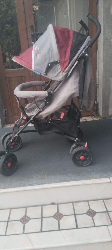 Kolyaska bolalar uchun Kolyaska bolalar uchun