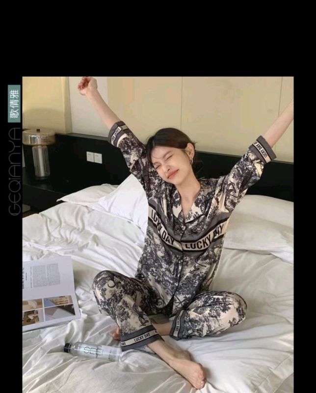 pijama Atlasnoy Sifati boʻmba pijama Atlasnoy Sifati boʻmba