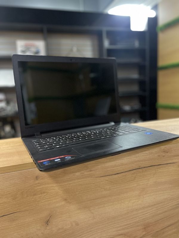 Lenovo noutbuk sotiladi