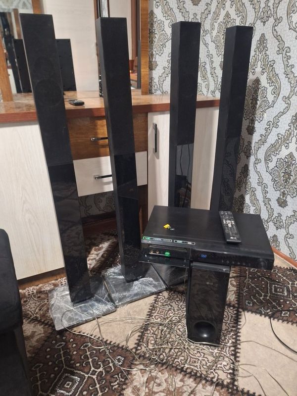 Домашний кинотеатр LG 5.1 Домашний кинотеатр LG 5.1