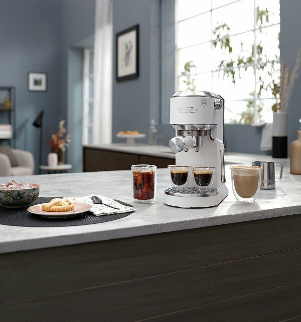 Рожковая кофеварка Delonghi Dedica Duo Рожковая кофеварка Delonghi Dedica Duo
