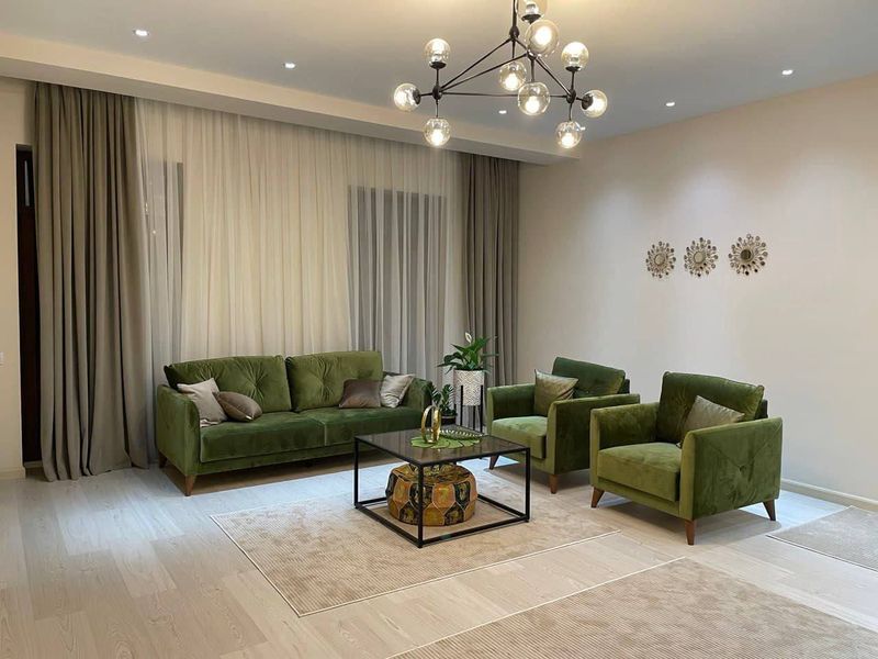 Сдается 2х ком квартира, ЖК Орзу, ор-р: Глинка, 65 м²
