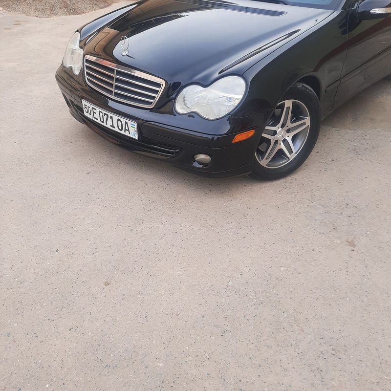 Mersedes W203 sotiladi Mersedes W203 sotiladi