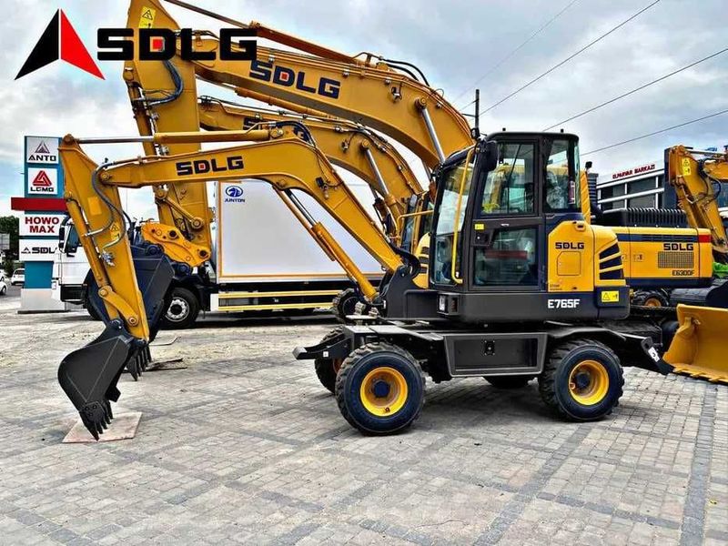Колёсный Экскаватор SDLG 0,21 м³ (2 года гарантии!!) Колёсный Экскаватор SDLG 0,21 м³ (2 года гарантии!!)