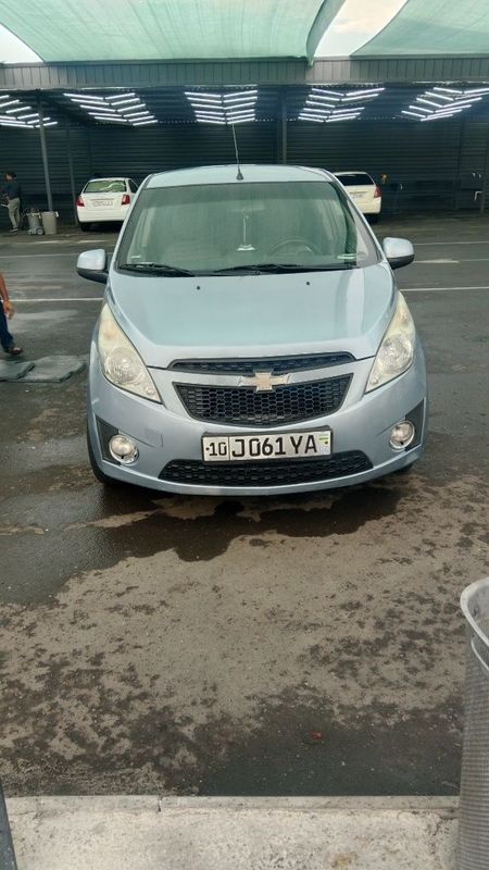 Chevrolet spark 2 pzitsya