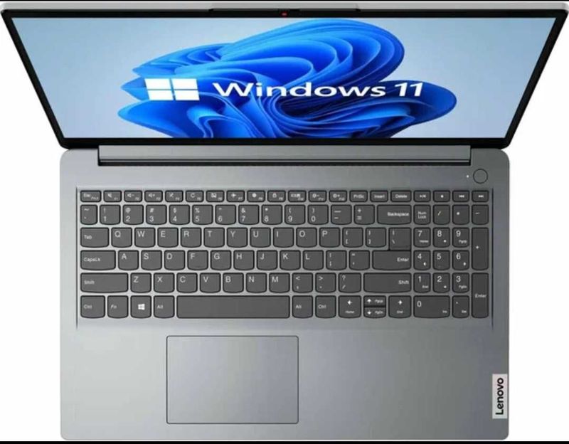 Noutbuk yangi bir oyday ishlatilgan windows bor ddr 5 16GB operativka Noutbuk yangi bir oyday ishlatilgan windows bor ddr 5 16GB operativka