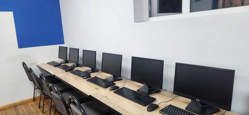 Office uchun kompyuterlar sotiladi Office uchun kompyuterlar sotiladi