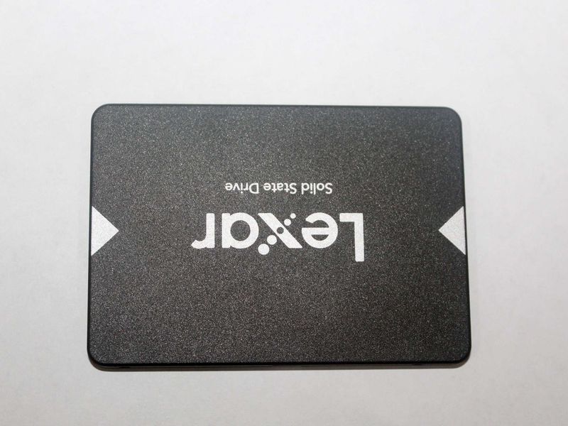 Lexar 512 gb SSD lar sotiladi , Orginal garantiya 12 ta bor