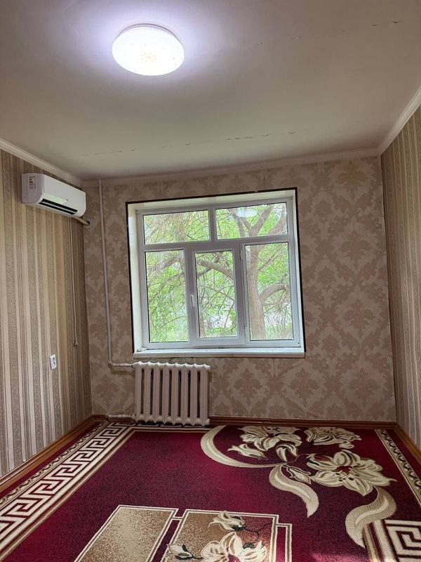 Farhod bozori yaqinida kvartira ijaraga beriladi