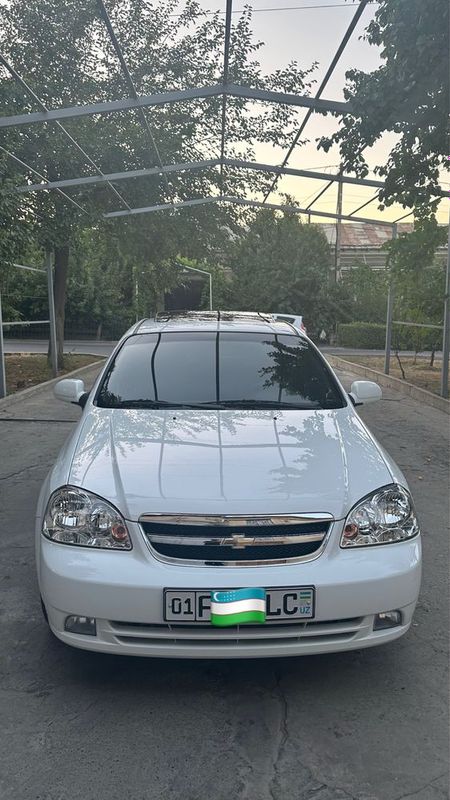 Lacetti 2013 yil 1.6 avtomat Lacetti 2013 yil 1.6 avtomat