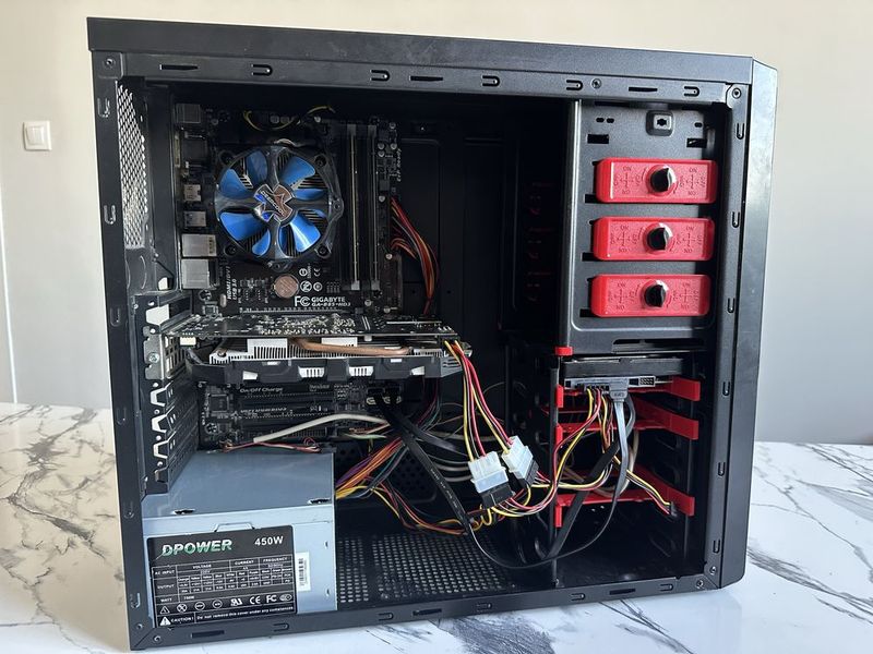 I5 4460 p106-100 Kompyuter I5 4460 p106-100 Kompyuter