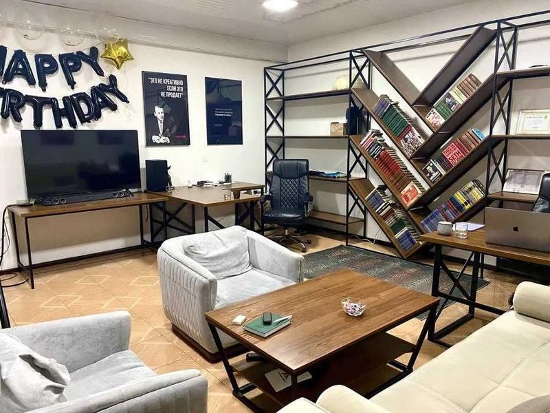 Сдается коммерческое помещение 125м², Шайхантахур, Ц-14, подвал, 1000$ Сдается коммерческое помещение 125м², Шайхантахур, Ц-14, подвал, 1000$