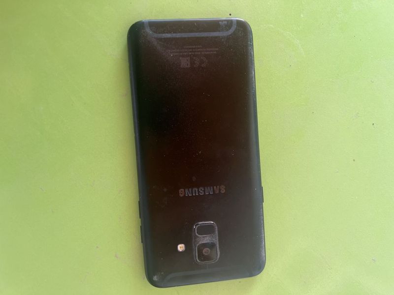 Samsung Galaxy A 6 Samsung Galaxy A 6