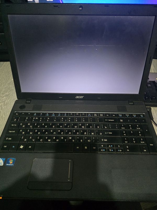 Ноутбук acer сотилади Ноутбук acer сотилади