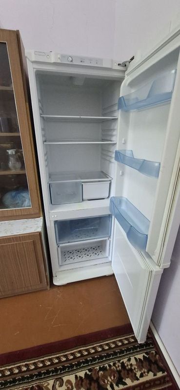 Холодильник Бирюса Холодильник Бирюса
