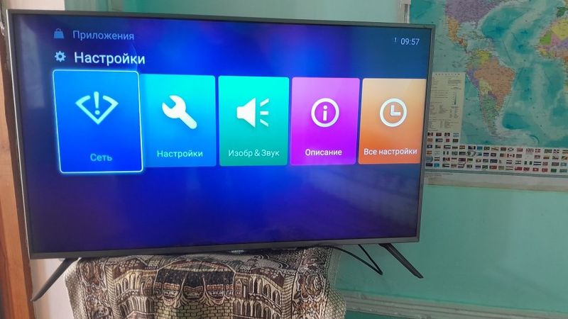 Смарт телевизор/Televizor Smart Tv Led-43