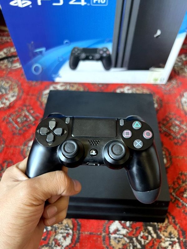 Sony playstation 4 Pro New