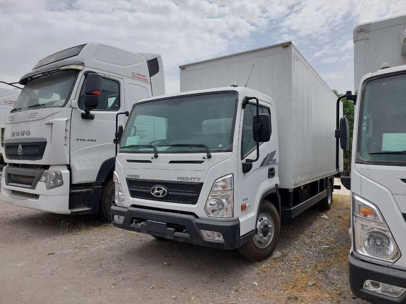 Цельнометаллический фургон Hyundai Mighty установлен метан газ может Цельнометаллический фургон Hyundai Mighty установлен метан газ может